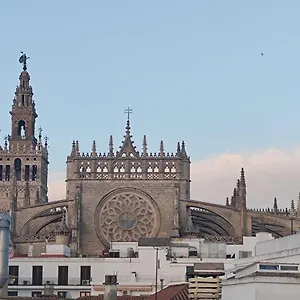 Blue House Arenal Apartment Seville