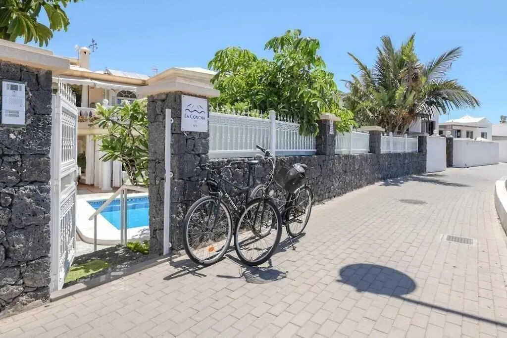 Villa La Concha Beachfront Heated Pool Playa Honda  Apartment Playa Honda (Lanzarote)