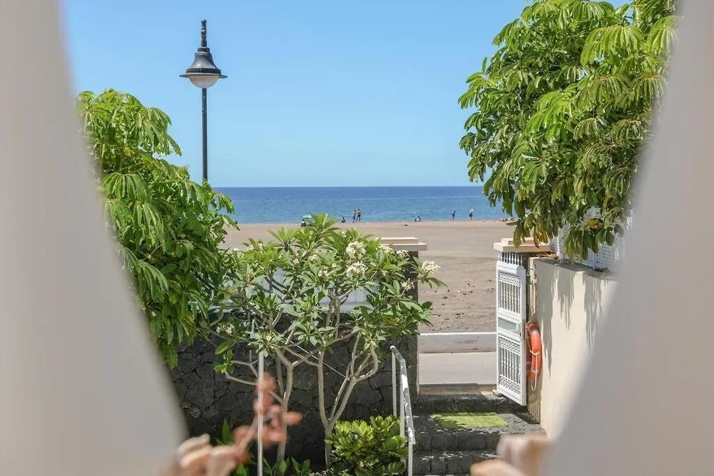 Apartment Villa La Concha Beachfront Heated Pool Playa Honda  Spain